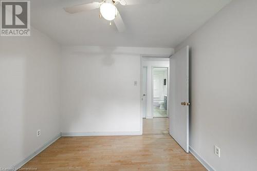 27 Edmunds Crescent, London, ON - Indoor Photo Showing Other Room