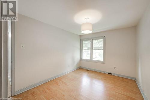 27 Edmunds Crescent, London, ON - Indoor Photo Showing Other Room