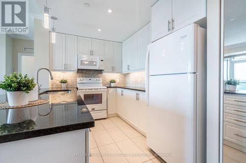 906 - 50 Hall Road, Halton Hills (Georgetown), ON - Indoor Photo Showing Kitchen