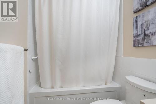 906 - 50 Hall Road, Halton Hills (Georgetown), ON - Indoor Photo Showing Bathroom