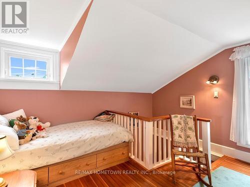 92 Water Street E, Brockville, ON - Indoor Photo Showing Bedroom