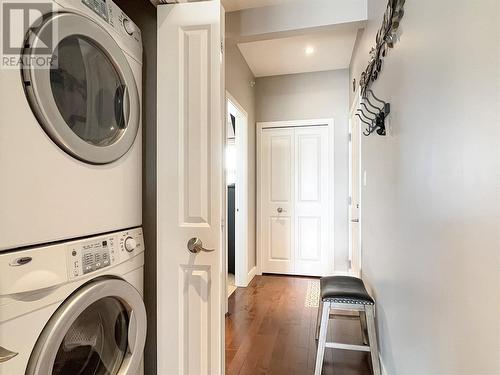 5803 Lakeshore Drive Unit# 3, Osoyoos, BC - Indoor Photo Showing Laundry Room