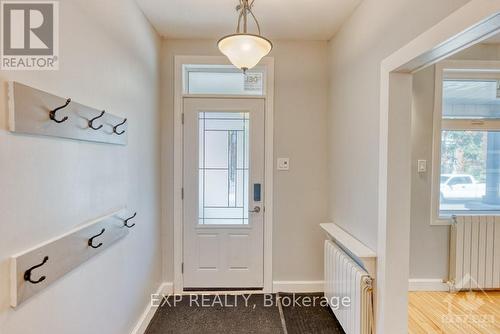 512 Mcleod Street, Ottawa, ON - Indoor Photo Showing Other Room