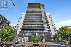 255 BAY STREET UNIT#612  Ottawa, ON K1R 0C5