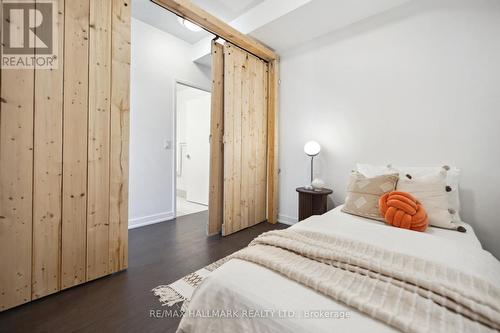 S216 - 120 Bayview Avenue, Toronto (Waterfront Communities), ON - Indoor Photo Showing Bedroom