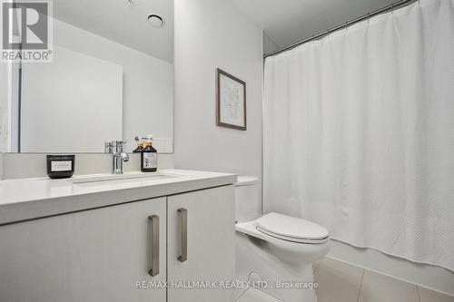 S216 - 120 Bayview Avenue, Toronto (Waterfront Communities), ON - Indoor Photo Showing Bathroom