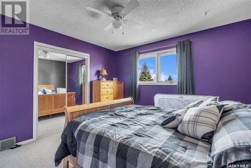 122 Meglund Place, Saskatoon, SK - Indoor Photo Showing Bedroom