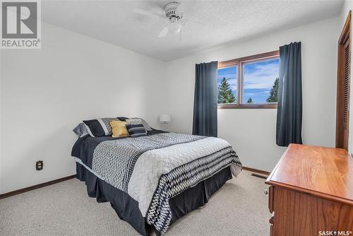 122 Meglund Place, Saskatoon, SK - Indoor Photo Showing Bedroom