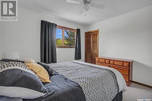 122 Meglund Place, Saskatoon, SK - Indoor Photo Showing Bedroom