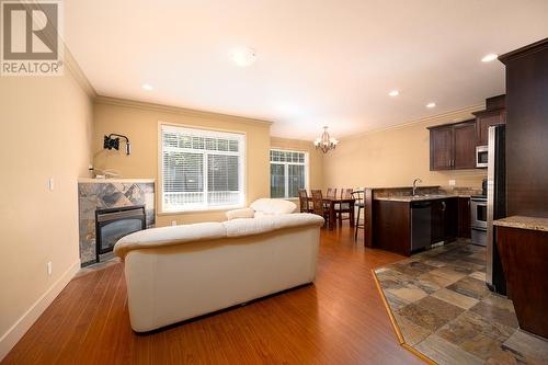 29-2046 Robson Place, Kamloops, BC - Indoor With Fireplace