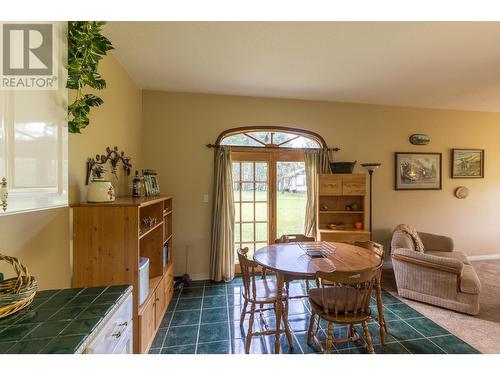 1283 Riondel Road, Riondel, BC - Indoor Photo Showing Dining Room