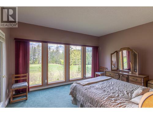 1283 Riondel Road, Riondel, BC - Indoor Photo Showing Bedroom