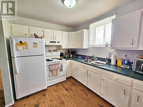 141 Blair Street, Quesnel, BC - Indoor Photo Showing Kitchen