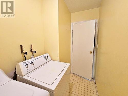 141 Blair Street, Quesnel, BC - Indoor Photo Showing Laundry Room