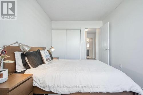 522 - 3 Greystone Walk Drive, Toronto (Kennedy Park), ON - Indoor Photo Showing Bedroom