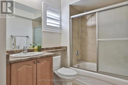 12 - 8 Brighton Place, Vaughan (Crestwood-Springfarm-Yorkhill), ON - Indoor Photo Showing Bathroom