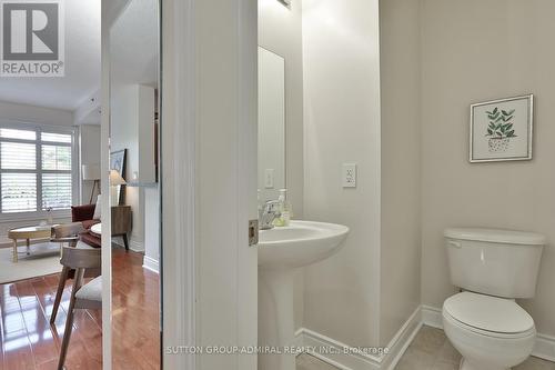 12 - 8 Brighton Place, Vaughan (Crestwood-Springfarm-Yorkhill), ON - Indoor Photo Showing Bathroom