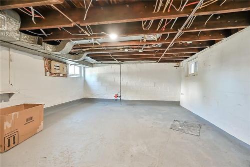 145 Connaught Avenue N, Hamilton, ON - Indoor Photo Showing Basement