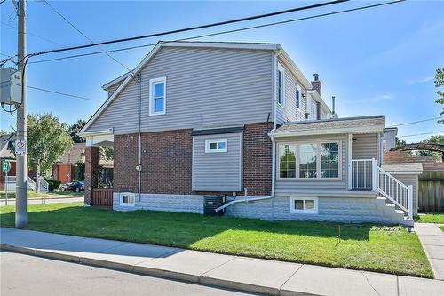 145 Connaught Avenue N, Hamilton, ON - Outdoor