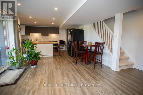 8 Turnbull Drive, Brantford, ON - Indoor Photo Showing Dining Room