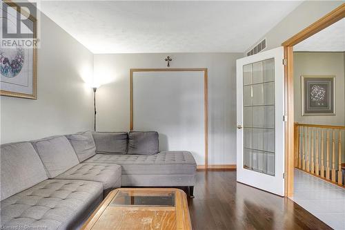 71 Alexander Avenue Unit# Upper, Cambridge, ON - Indoor Photo Showing Living Room