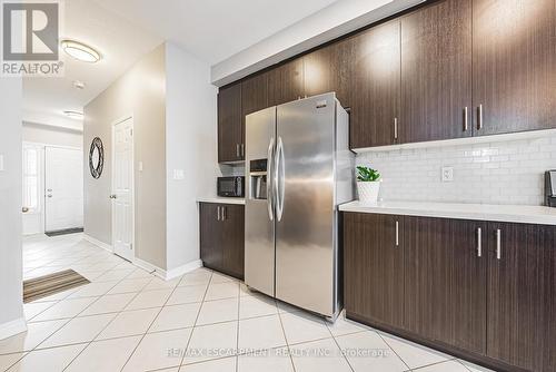 208 Lormont Boulevard, Hamilton (Stoney Creek Mountain), ON - Indoor Photo Showing Kitchen