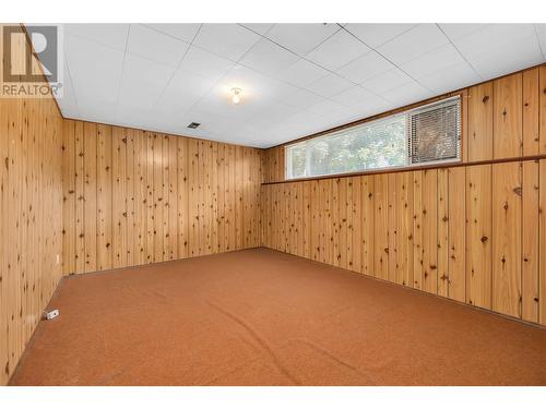 563 Poplar Road, Kelowna, BC - Indoor Photo Showing Other Room