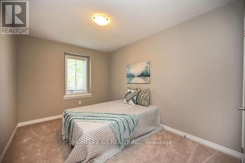 276 Ellen Davidson Drive, Oakville, ON - Indoor Photo Showing Bedroom