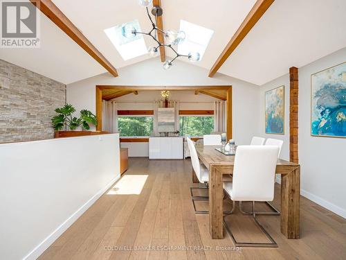 13716 22 Side Road, Halton Hills, ON - Indoor Photo Showing Dining Room