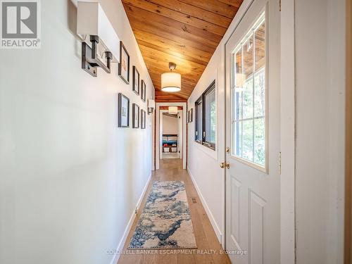 13716 22 Side Road, Halton Hills, ON - Indoor Photo Showing Other Room