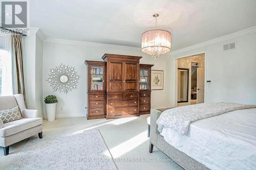 645 Canyon Street, Mississauga, ON - Indoor Photo Showing Bedroom