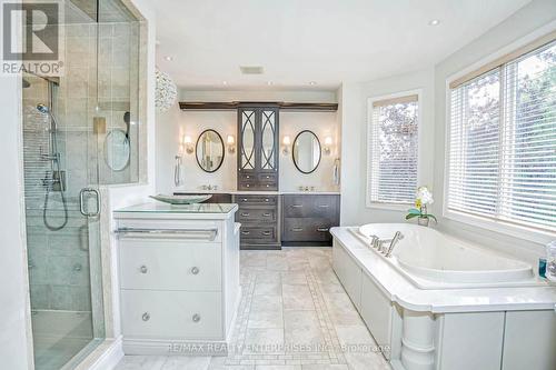 645 Canyon Street, Mississauga, ON - Indoor Photo Showing Bathroom