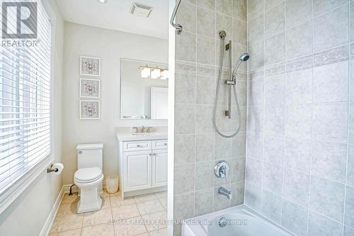 645 Canyon Street, Mississauga, ON - Indoor Photo Showing Bathroom