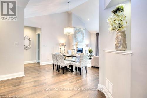 402 - 5 Wood Haven Drive, Tillsonburg, ON - Indoor Photo Showing Dining Room