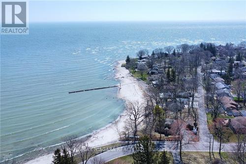 15 Oakridge Crescent, Port Colborne (Sugarloaf), ON - Outdoor With Body Of Water With View