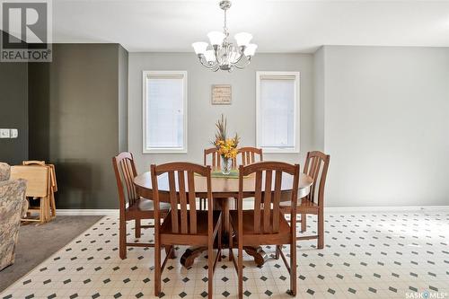 17 110 Banyan Crescent, Saskatoon, SK - Indoor Photo Showing Dining Room