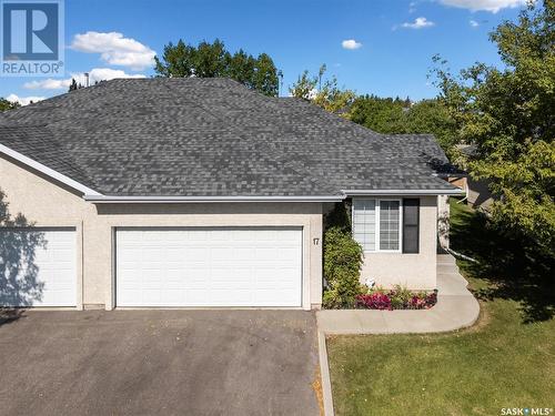 17 110 Banyan Crescent, Saskatoon, SK - Outdoor