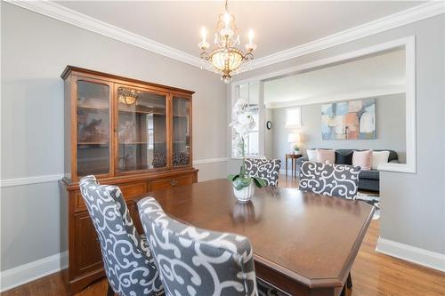 28 Walter Avenue S, Hamilton, ON - Indoor Photo Showing Dining Room