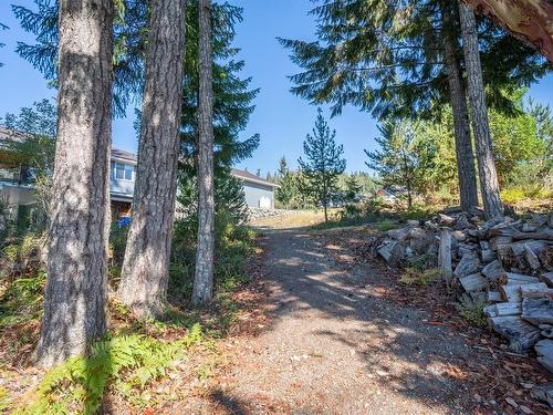 7340 Lakefront Dr, Lake Cowichan, BC 