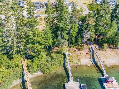 7340 Lakefront Dr, Lake Cowichan, BC 