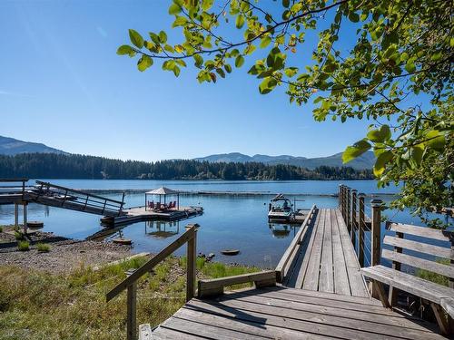 7340 Lakefront Dr, Lake Cowichan, BC 