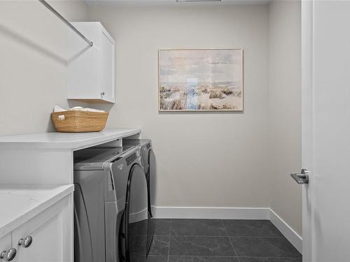 1524 Marble Pl, Langford, BC - Indoor Photo Showing Laundry Room