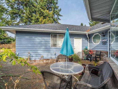 563 Island Hwy West, Parksville, BC 