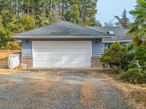 563 Island Hwy West, Parksville, BC 