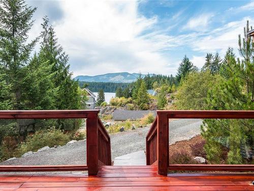 9225 Nighthawk Rd, Lake Cowichan, BC 