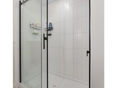 401-958 Pharoah Mews, Langford, BC - Indoor Photo Showing Bathroom