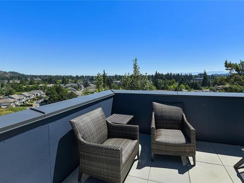 401-958 Pharoah Mews, Langford, BC - Outdoor With Deck Patio Veranda With Exterior