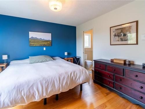 7929 Patterson Rd, Central Saanich, BC 