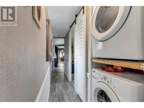 3 5988 Gauthier Road, Prince George, BC - Indoor Photo Showing Laundry Room