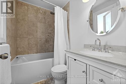 1317 Prestone Drive, Ottawa, ON - Indoor Photo Showing Bathroom